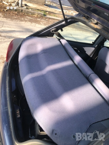 Продавам кора багажник Ford fiesta 4 