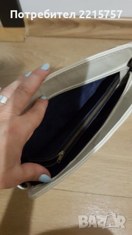 Малка чантичка от естествена кожа. Италия., снимка 6 - Чанти - 41523315