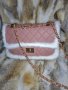 Розова чанта с пух, снимка 1 - Чанти - 38926237