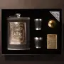 🎁 Стилен подаръчен комплект с манерка и запалка, снимка 2