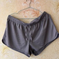 H&M Сиви къси панталонки L размер 🩶, снимка 1 - Къси панталони и бермуди - 44766561