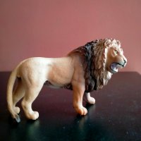 Колекционерска фигурка Schleich Lion лъв 2014 14726, снимка 1 - Колекции - 39303044