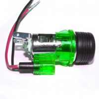Универсална запалка за автомобил 12V с вградена светеща в зелено светлина 28мм-29мм, снимка 1 - Аксесоари и консумативи - 35854453