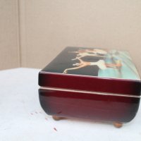 Музикална кутия за бижута, снимка 4 - Антикварни и старинни предмети - 42357099