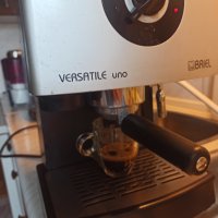 Кафемашина Бриел Версатиле уно с ръкохватка с крема диск, работи отлично и прави хубаво кафе , снимка 4 - Кафемашини - 40797175