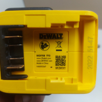 Нов винтоверт DEWALT DCD708N, снимка 4 - Винтоверти - 44575329