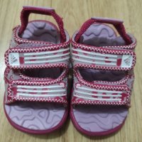Нови бебешки сандалки за момиченце размер 16, снимка 1 - Бебешки обувки - 39608514