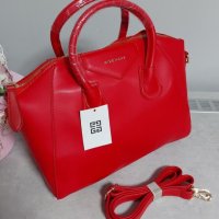 Червена чанта  Givenshy код Br215, снимка 2 - Чанти - 36040728