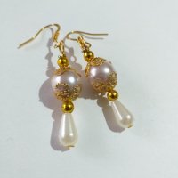 Нежни обици с кристални перли и красиви орнаменти в цвят злато , снимка 4 - Обеци - 36004012