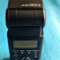 Canon Speedlight EX II, снимка 3 - Светкавици, студийно осветление - 44794769