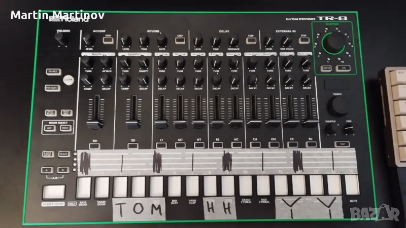 Roland AIRA TR-8 Дръм Машина, снимка 1