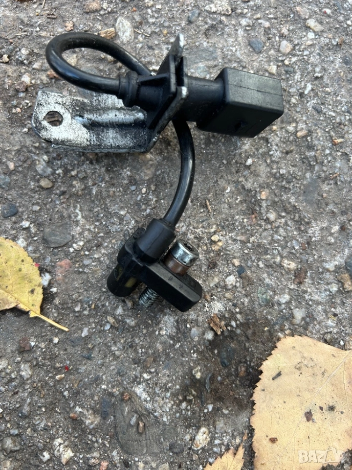 датчик колянов вал BMW 0 281 002 477 0281002477, снимка 1