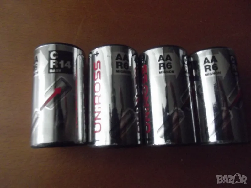преходници от батерии R6(AA) към CR14=4бр. по 1лв, снимка 1