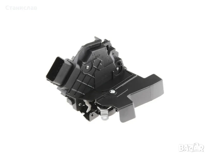  Volvo V70 MK3 Брава за предна лява врата , снимка 1