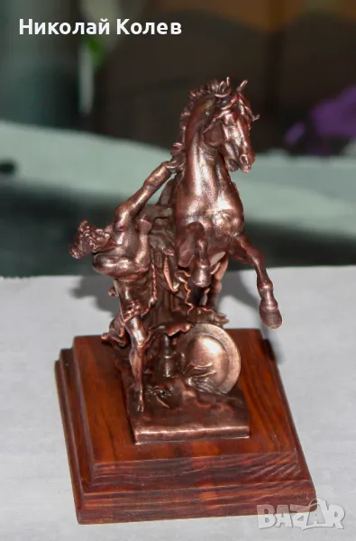 Статуетка-сувенир "Кон и ездач".Медна галванопластика., снимка 1