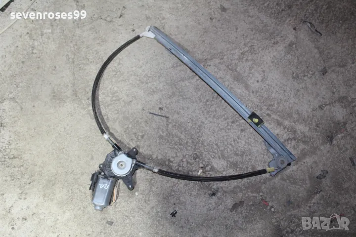 Ел машинка стъкло предно дясна Рено Меган Сценик 1998 1.6i Renault Megane Scenic, снимка 1