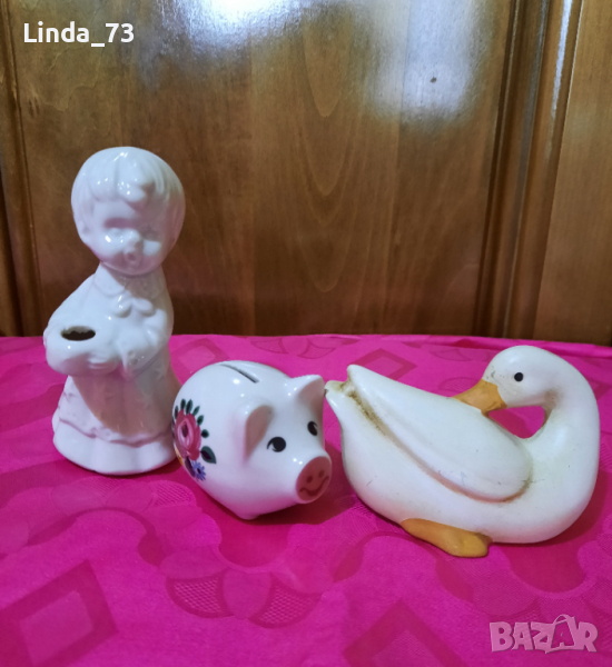 Три порцеланови фигурки от порцелан. Без маркировка., снимка 1
