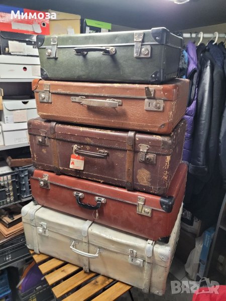 Куфари стари за декор,реставрация,винтидж излъчване , снимка 1