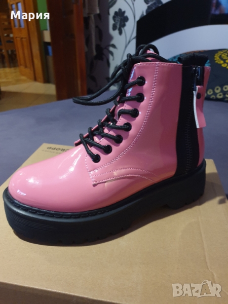 Розави боти, снимка 1