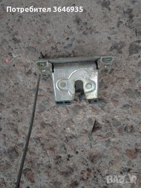 Брава за задна врата на Опел Вектра комби., снимка 1