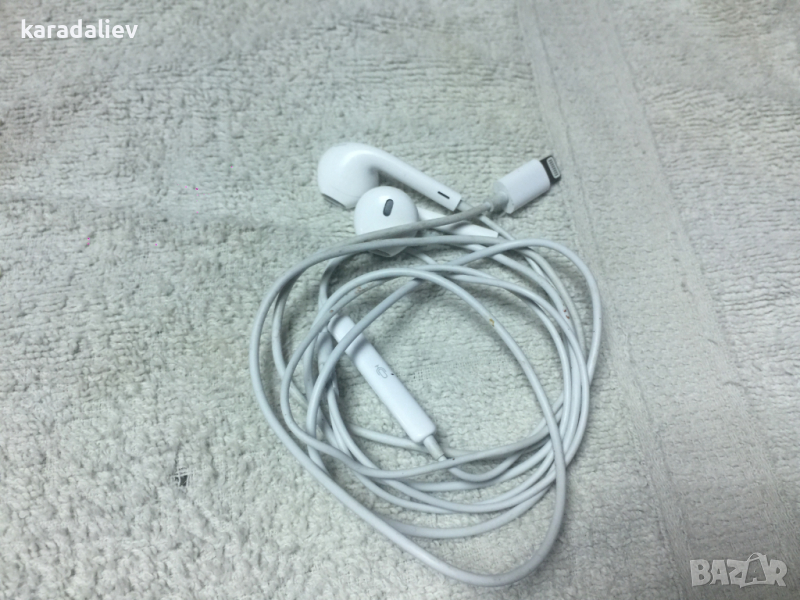 Слушалки Apple EarPods with Lightning Connector, снимка 1