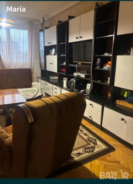 Продавам 4 стаен апртамент- тухла, снимка 1