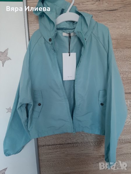 Ново тънко детско яке със сваляща се качулка, снимка 1