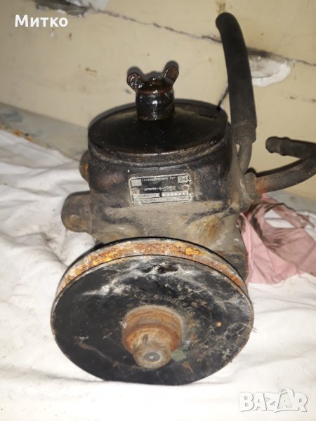 Ретро Помпа за серво управление на Mercedes  OM616 OM617 Мерцедес, снимка 1