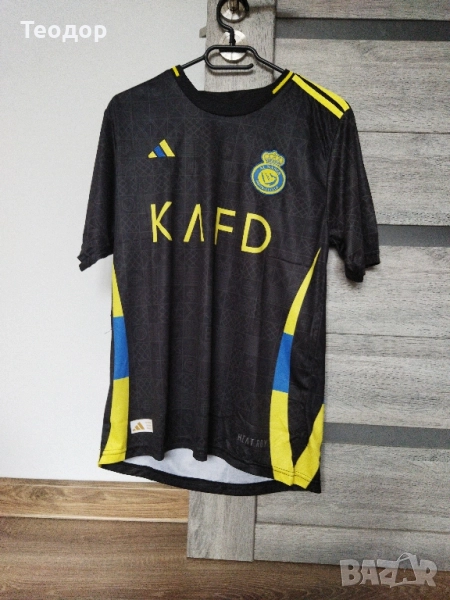 продавам футболна тениска на Ал Насър на Роналдо от сезон 2024-25, снимка 1
