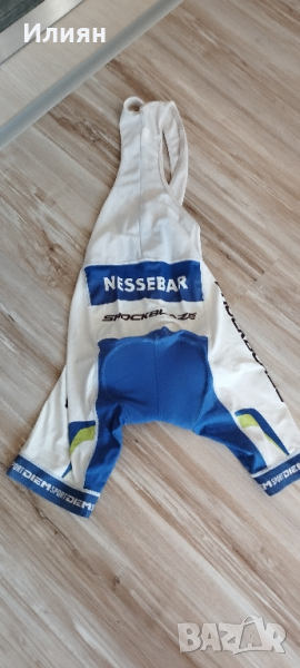 Екипи за колоездене, снимка 1