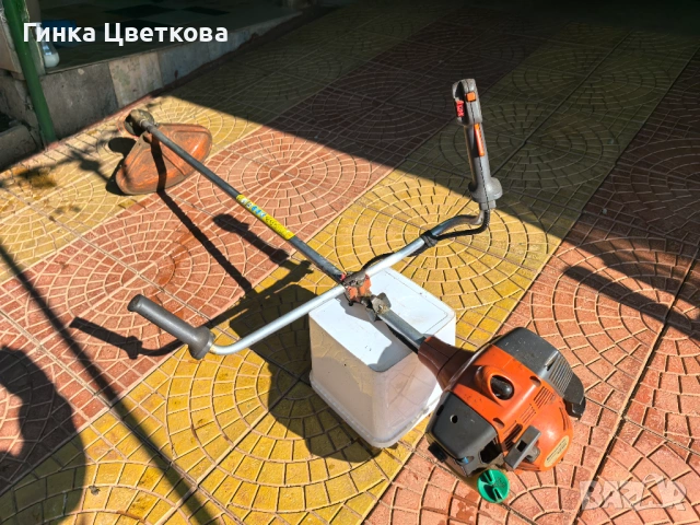 Продавам бензинова косачка тример Хусварна , снимка 4 - Градинска техника - 53743613