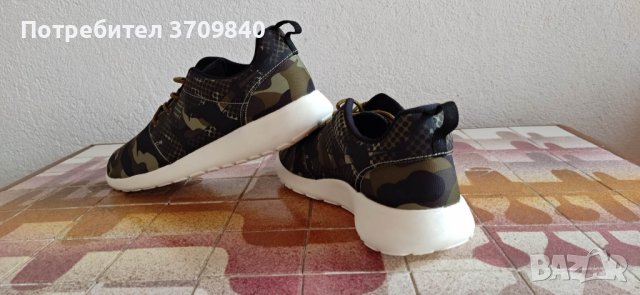 Nike Roshe One Print, снимка 4 - Маратонки - 40438591