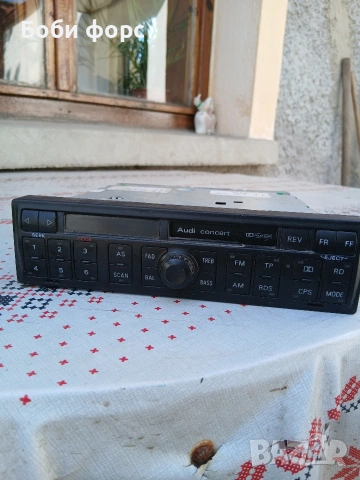 Audi радеокасетофон оргинал за А2 А3 ТТ, снимка 16 - Аксесоари и консумативи - 53753161