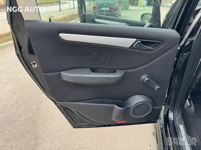 Кожен Салон за Мерцедес Б класа 2008 г. Mercedes B Class, снимка 6 - Части - 49723295