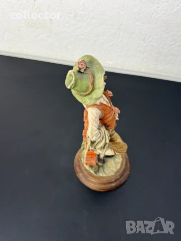 Порцеланова фигура на Джузепе Армани от серията Capodimonte №7961, снимка 7 - Колекции - 53855418