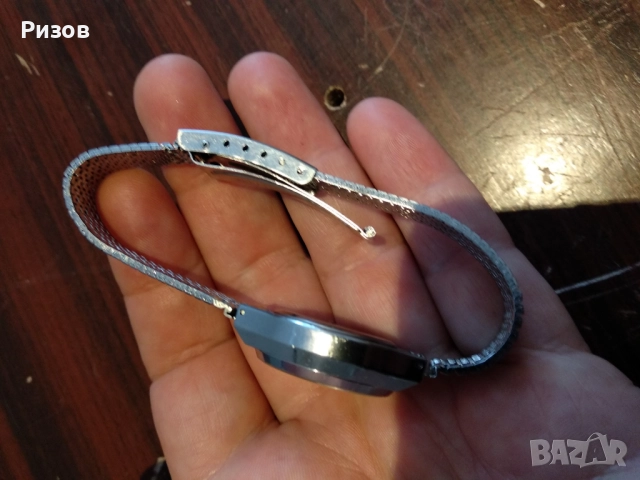 Дамски часовник Заря, снимка 3 - Дамски - 52501266