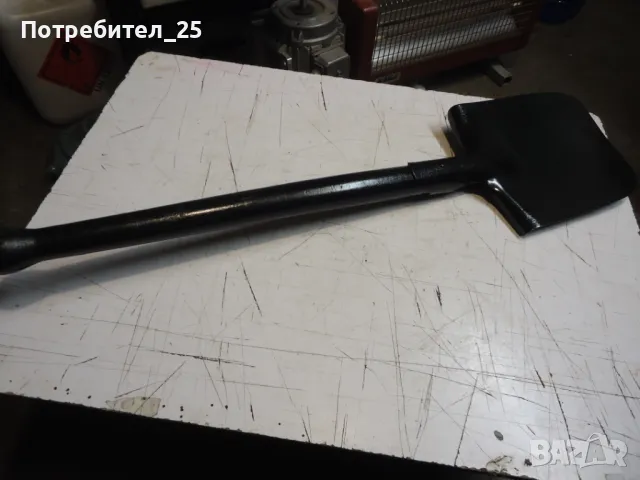 Войнишка лопатка