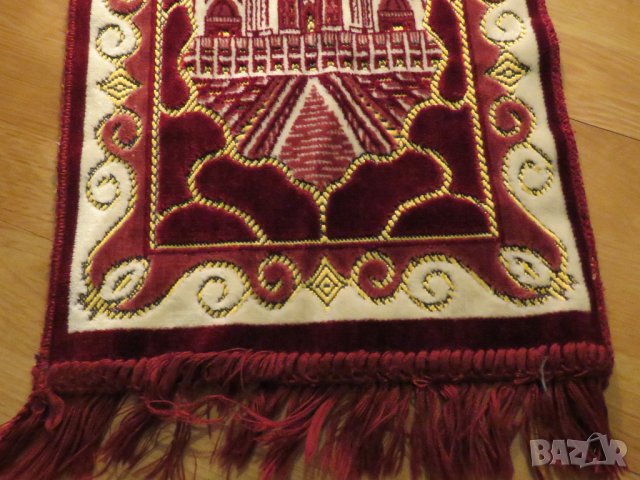 Старинно турско малко килимче, ковьор за стена с  турска джамия и полумесец, снимка 2 - Антикварни и старинни предмети - 39409929