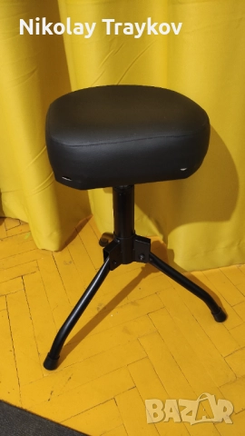 Електронни барабани Yamaha DTX в комплект със стол и палки, снимка 12 - Ударни инструменти - 52913240