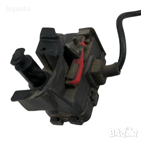 Машинка централно заключване резервоар AUDI  A8 (D4, 4H) 2010-2017 ID: 158688, снимка 2 - Части - 53873277