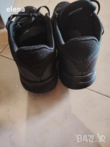Маратонки Adidas, снимка 3 - Детски маратонки - 56245362