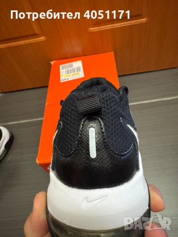 Обувки Nike , снимка 4 - Маратонки - 53781192