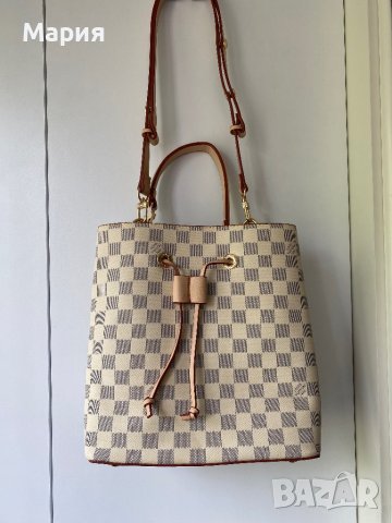 Louis Vuitton чанта 