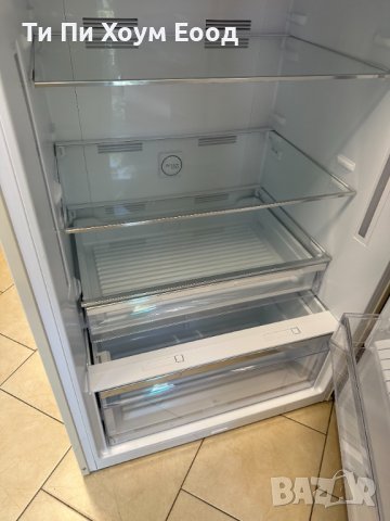 Хладилник с фризер SMEG FAB50RCRB5 десни панти, 80 см Total No Frost, снимка 9 - Хладилници - 41339719