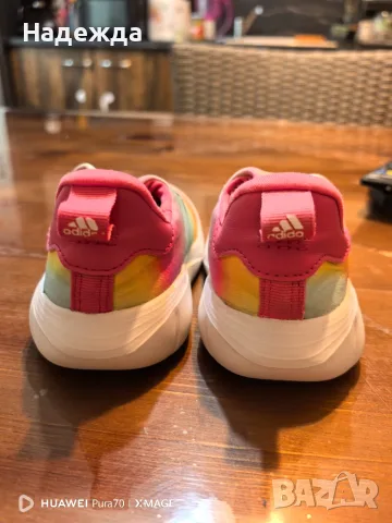Детски Маратонки adidas адидас, снимка 3 - Детски маратонки - 56038005