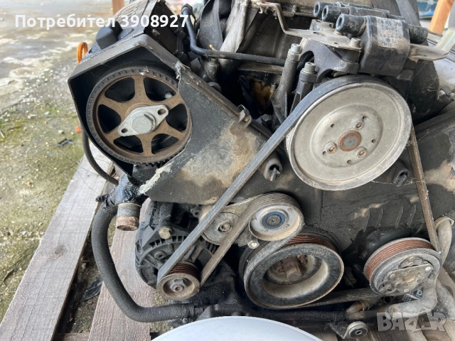 Двигател от Audi А6 бензин 2.6, снимка 2 - Части - 53795632