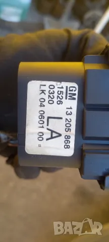 Ключ за фарове Opel Zafira B, снимка 2 - Части - 49519337