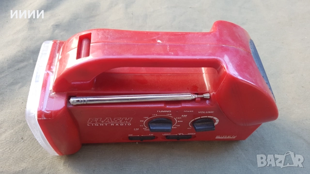 Радио фенер с аларма