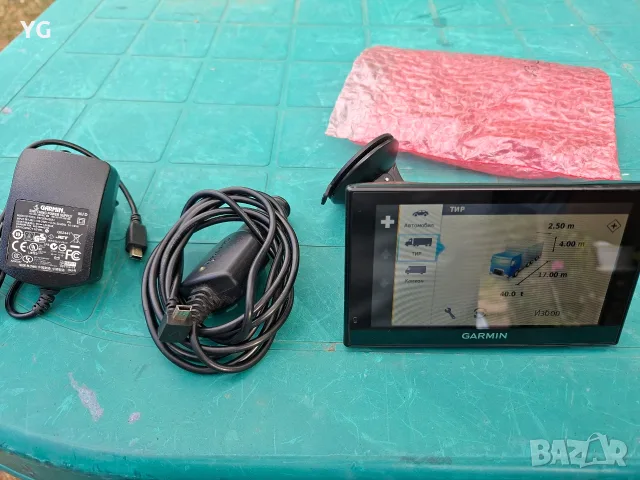 Навигация за камион Garmin DEZL570