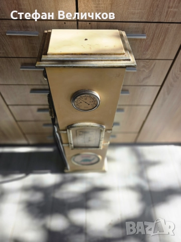 ⛽ Ретро шкафче „Gasoline Pump“ – стил, който грабва!, снимка 2 - Шкафове - 52693824